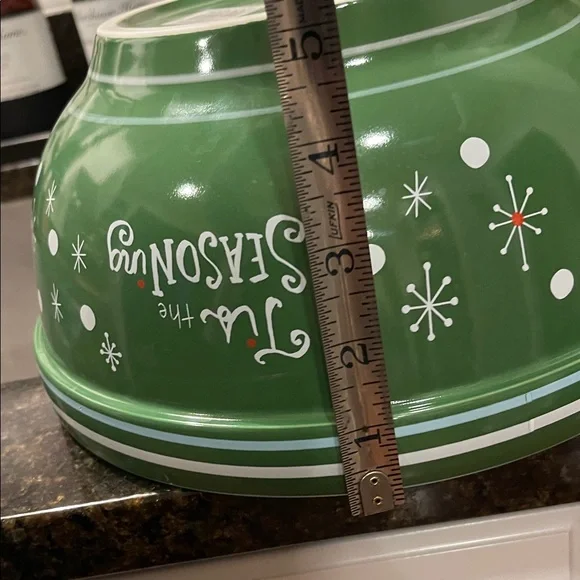 Creative Co-op Little Studio Holiday Serving/Mixing Bowl - Picture 5 of 10